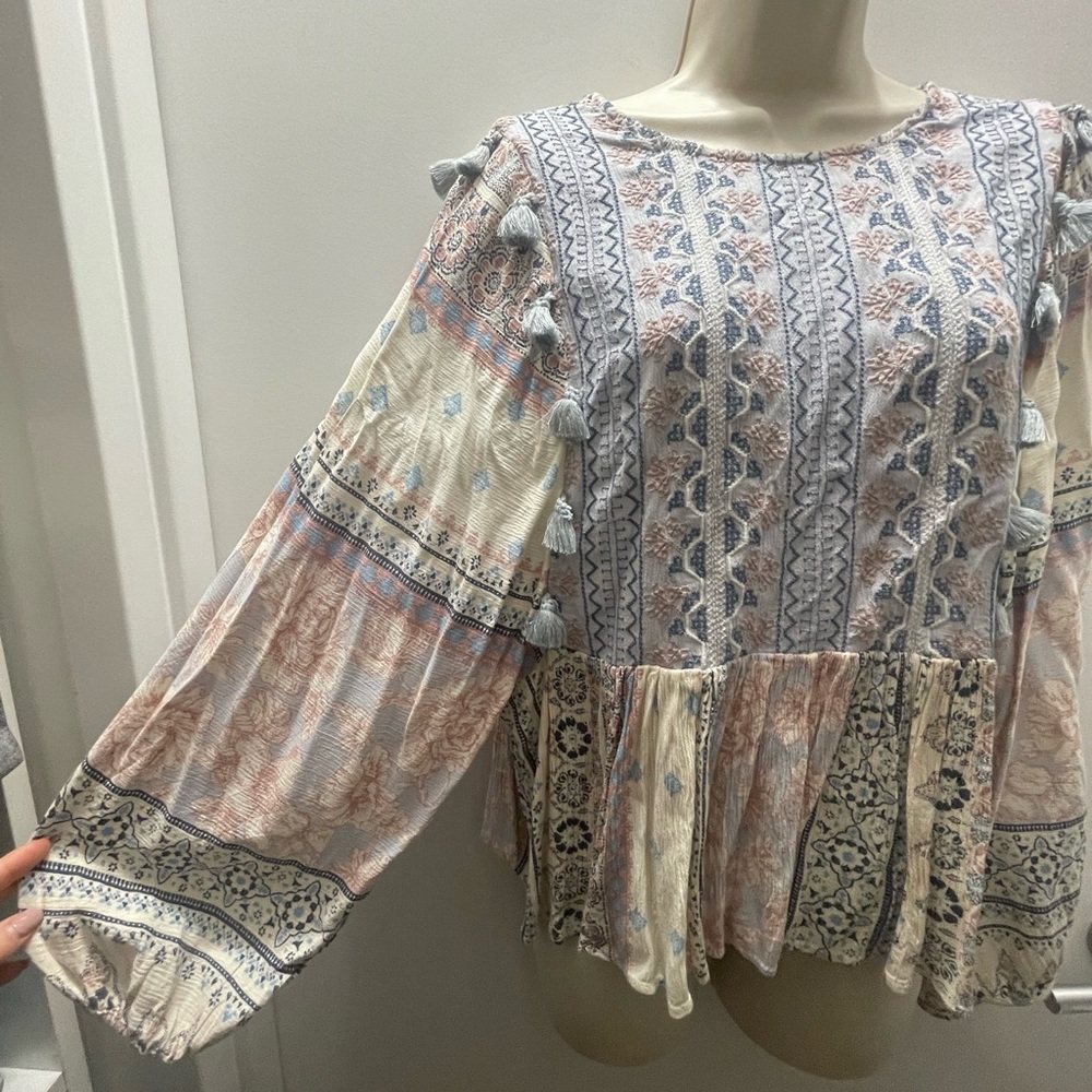 American Eagle Floral-Boho Blouse